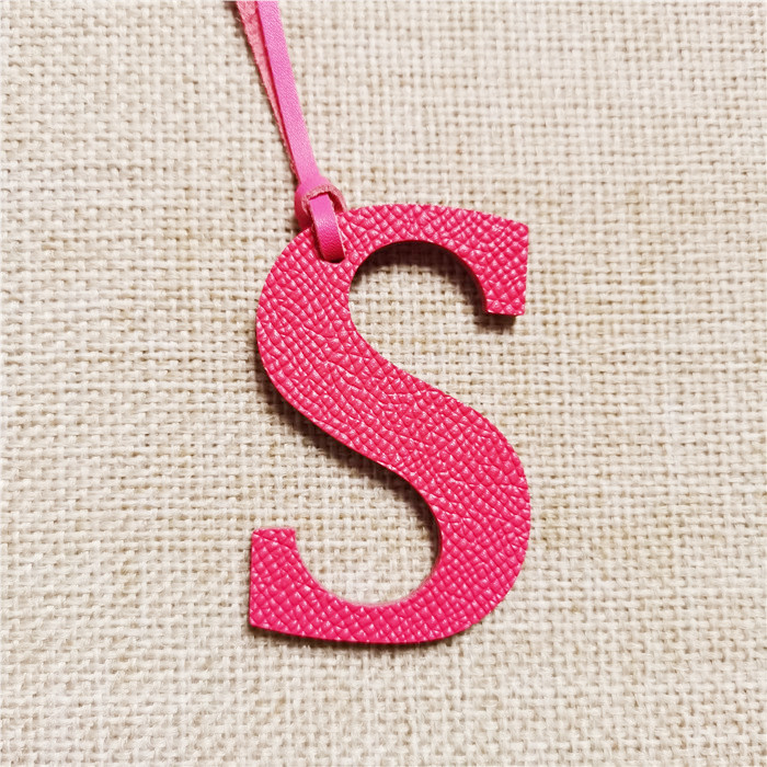 English Letter O P Q R S T Alp - Monogram Keychain Leather recensie en prijs
