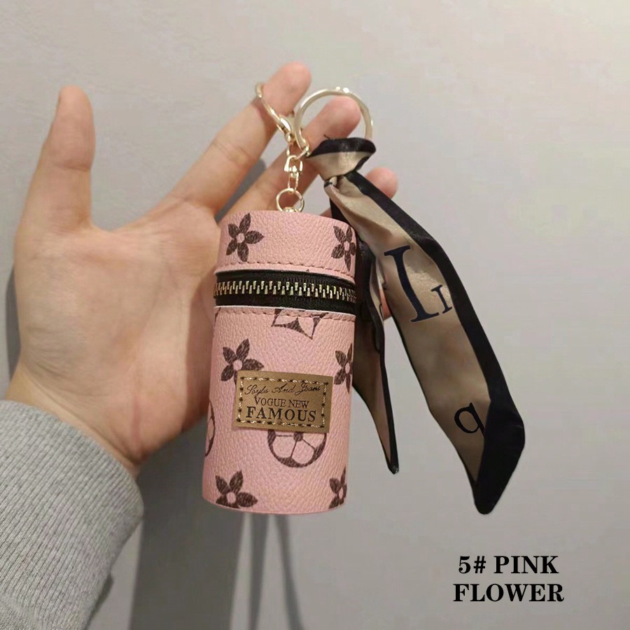 1pc Stylish Cylindrical Lipsti - Monogram Keychain Leather recensie en prijs
