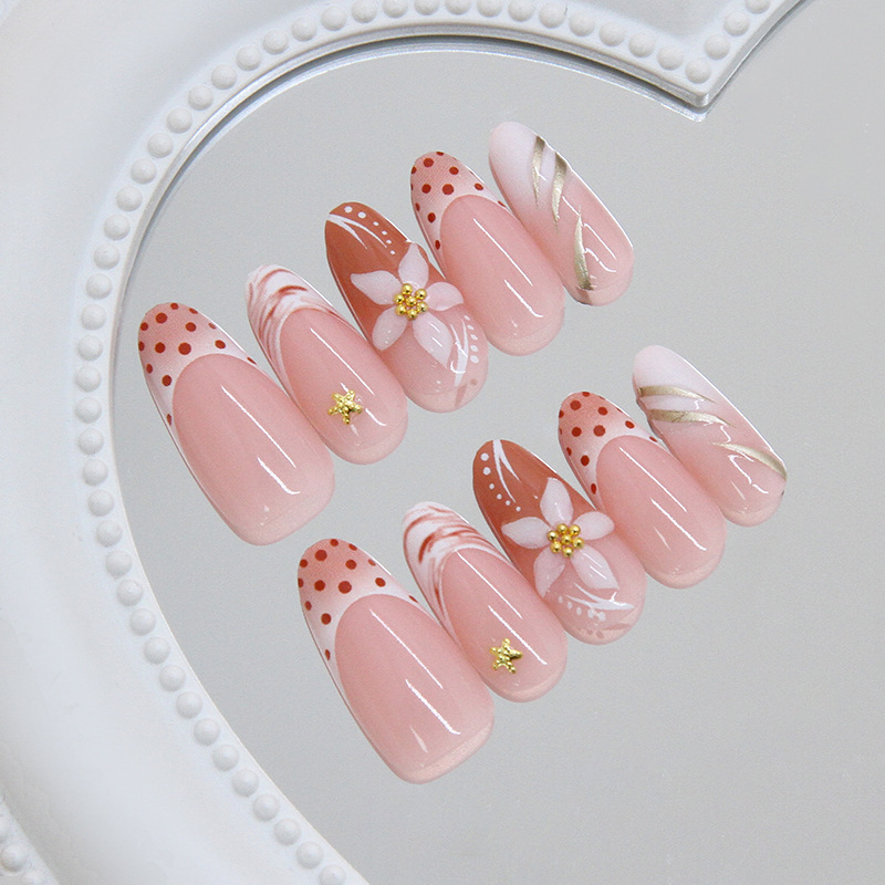 Almond Press On Nails Nude Pol - Pressed Flower Art recensie en prijs